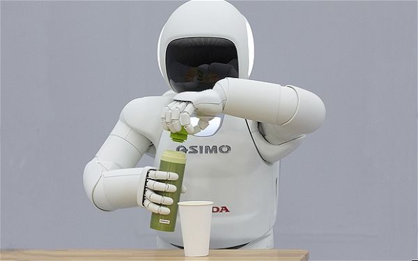 ASIMO pouring drink