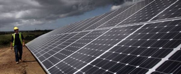 Breakthrough in solar panel manufacturing would provide cheap and clean energy