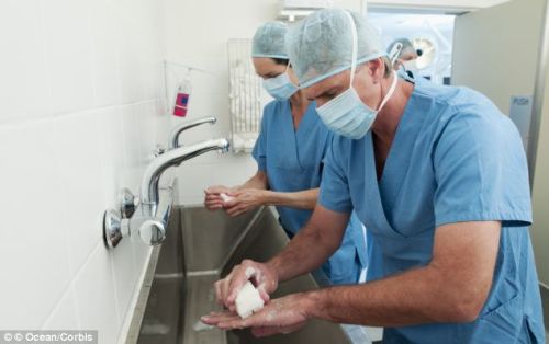 hospitals staff  wash their hands for between 20 and 30 seconds to kill bacteria effectively