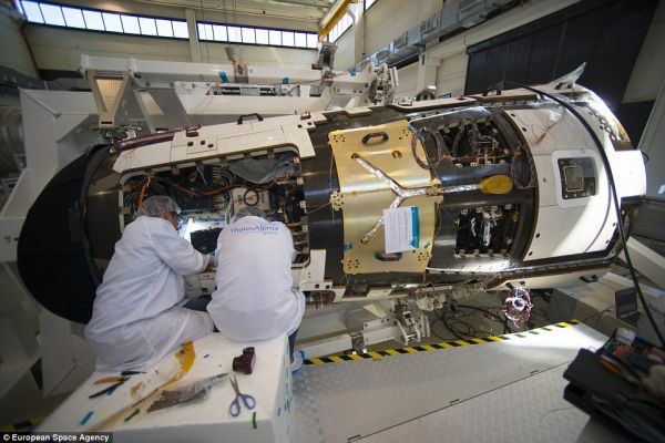 2_IXV_during_the_last_preparations